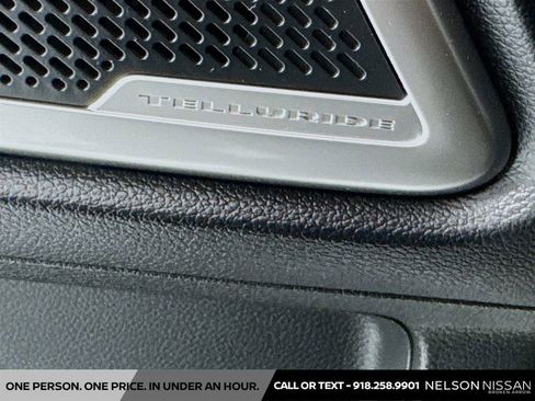 Used 2023 Kia Telluride S FWD image 19