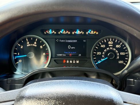 Used 2017 Ford F150 XLT w/ Heavy-Duty Payload Package image 37