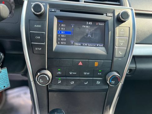 Used 2016 Toyota Camry SE image 13