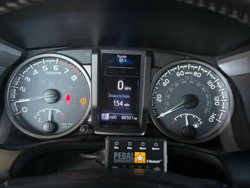 Used 2019 Toyota Tacoma TRD Off-Road w/ Technology Package AWD/4WD image 52
