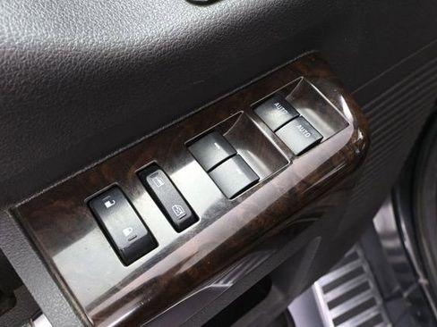 Used 2014 Ford F250 Platinum AWD/4WD image 21