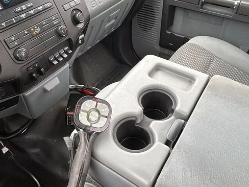 Used 2016 Ford F250 XL w/ Power Equipment Group image 30