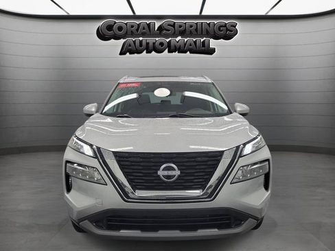 Used 2023 Nissan Rogue SV w/ SV Premium B Package FWD image 4