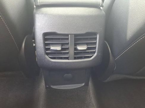 Used 2019 Ford Fusion Titanium FWD image 22