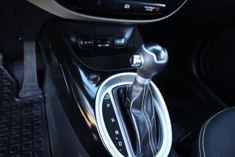 Used 2015 Kia Soul + FWD image 15