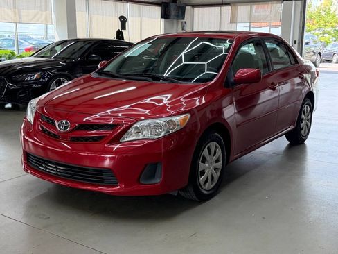 Used 2011 Toyota Corolla LE FWD image 5