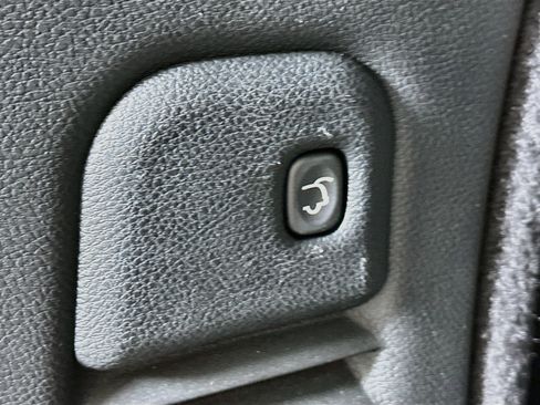 Used 2025 Dodge Durango GT AWD/4WD image 31