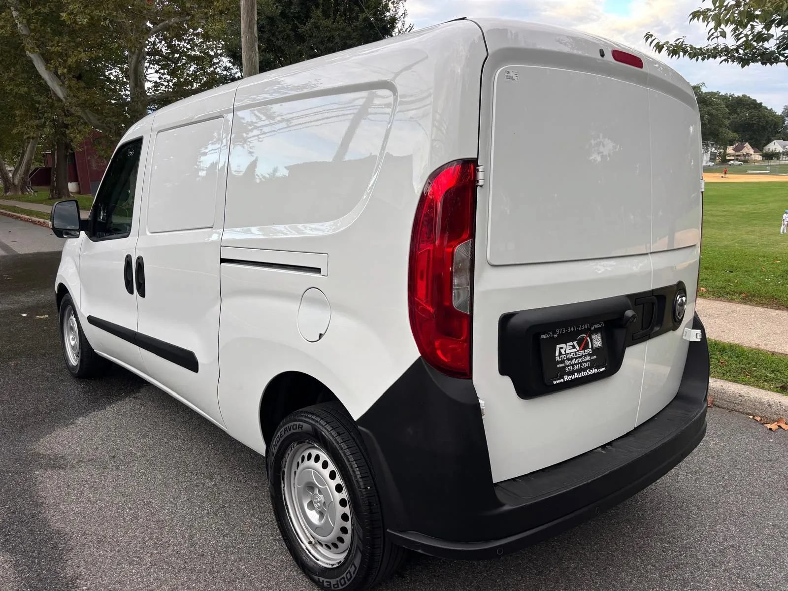 Used 2017 RAM ProMaster City Tradesman w/ Rear Back-up Camera Group FWD image 3