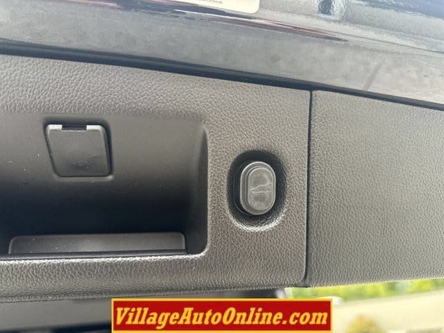 Used 2015 Cadillac Escalade ESV Premium AWD/4WD image 41