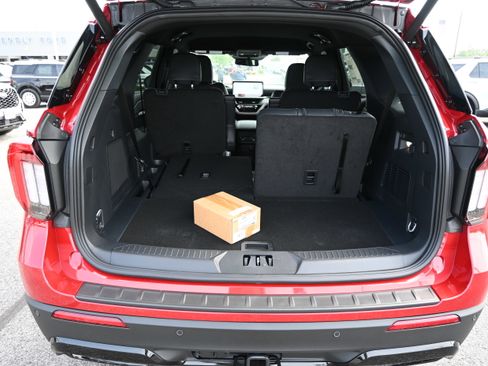 New 2026 Ford Explorer ST-Line RWD image 6