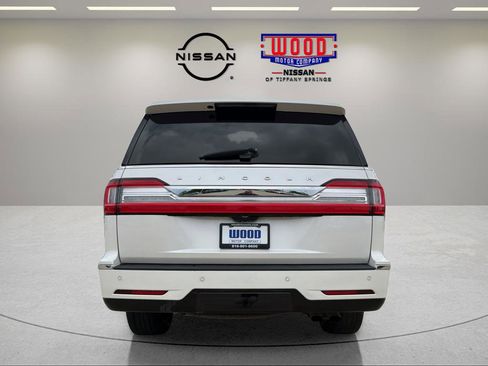 Used 2019 Lincoln Navigator Reserve AWD/4WD image 3