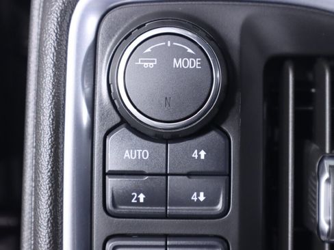 Used 2020 Chevrolet Silverado 1500 LTZ image 11