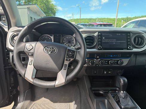 Used 2023 Toyota Tacoma SR5 AWD/4WD image 21