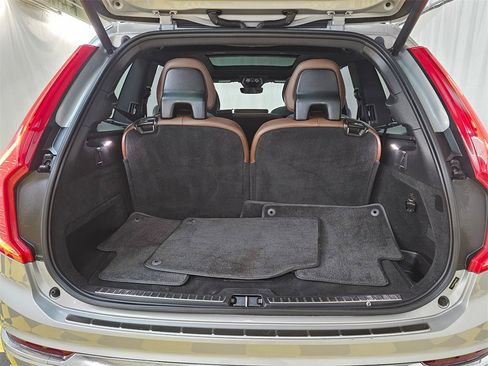 Used 2023 Volvo XC90 B6 Ultimate w/ Protection Package Premier image 14