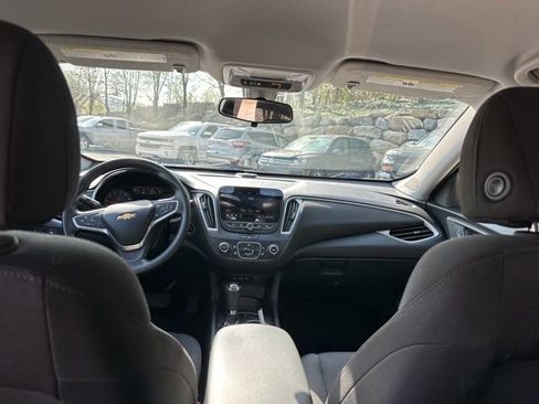 Used 2019 Chevrolet Malibu LS FWD image 23