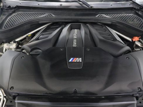 Used 2016 BMW X5 M image 29