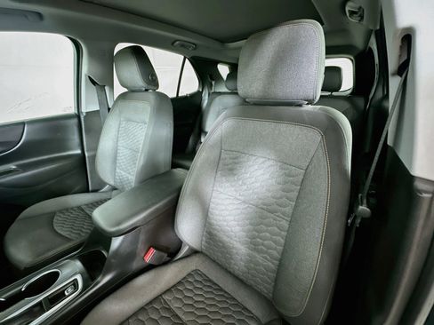 Used 2021 Chevrolet Equinox LT FWD image 19