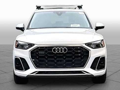 Used 2023 Audi Q5 2.0T Premium w/ Convenience Package AWD/4WD image 4