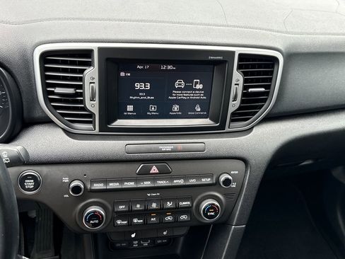 Used 2017 Kia Sportage EX FWD image 18