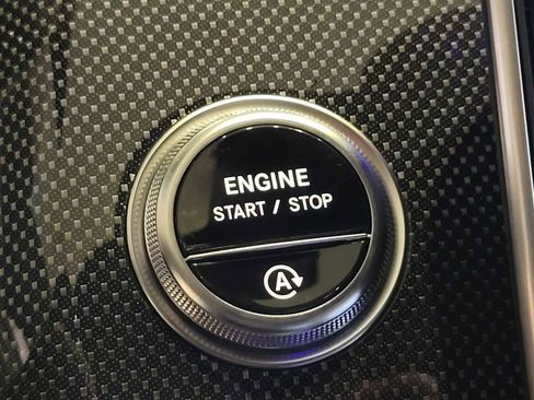 Used 2025 Mercedes-Benz S 580 4MATIC Sedan image 29