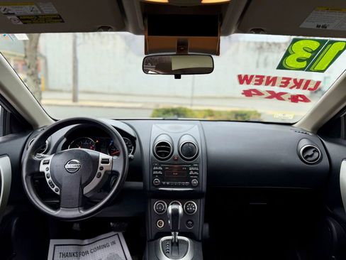 Used 2013 Nissan Rogue SV AWD/4WD image 12