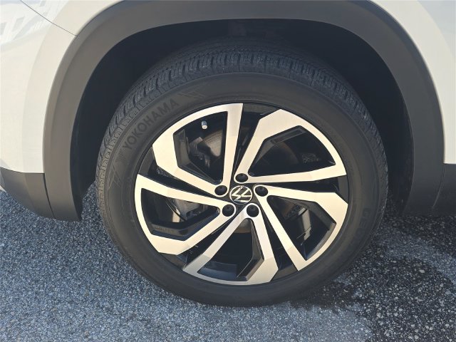 Used 2023 Volkswagen Atlas Cross Sport SEL AWD/4WD image 10