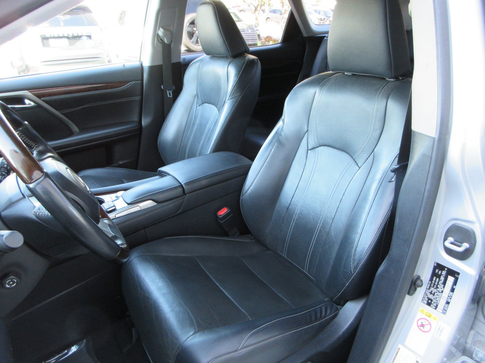 Used 2019 Lexus RX 450hL Premium w/ Premium Package AWD/4WD image 34