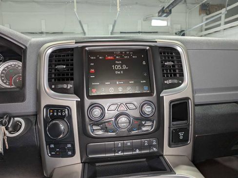 Used 2017 RAM 1500 Big Horn AWD/4WD image 33