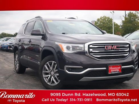 Used 2017 GMC Acadia SLE FWD image 1