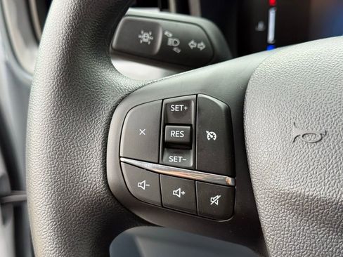 New 2025 Ford Maverick XL image 12