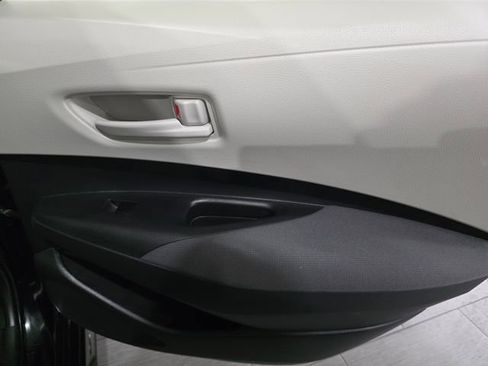 Used 2024 Toyota Corolla LE image 12