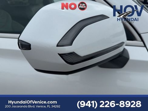 Used 2021 Hyundai Palisade Limited FWD image 13