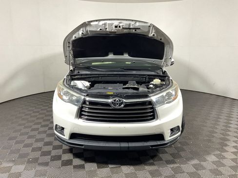 Used 2016 Toyota Highlander XLE w/ Protection Package #3 AWD/4WD image 10