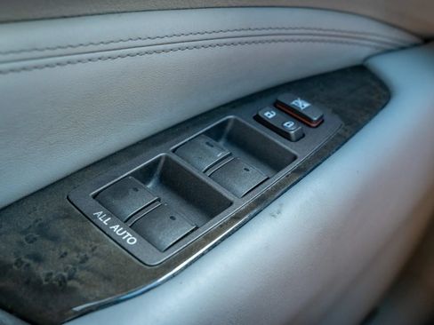 Used 2012 Lexus LS 460 AWD w/ Luxury Value Edition image 23