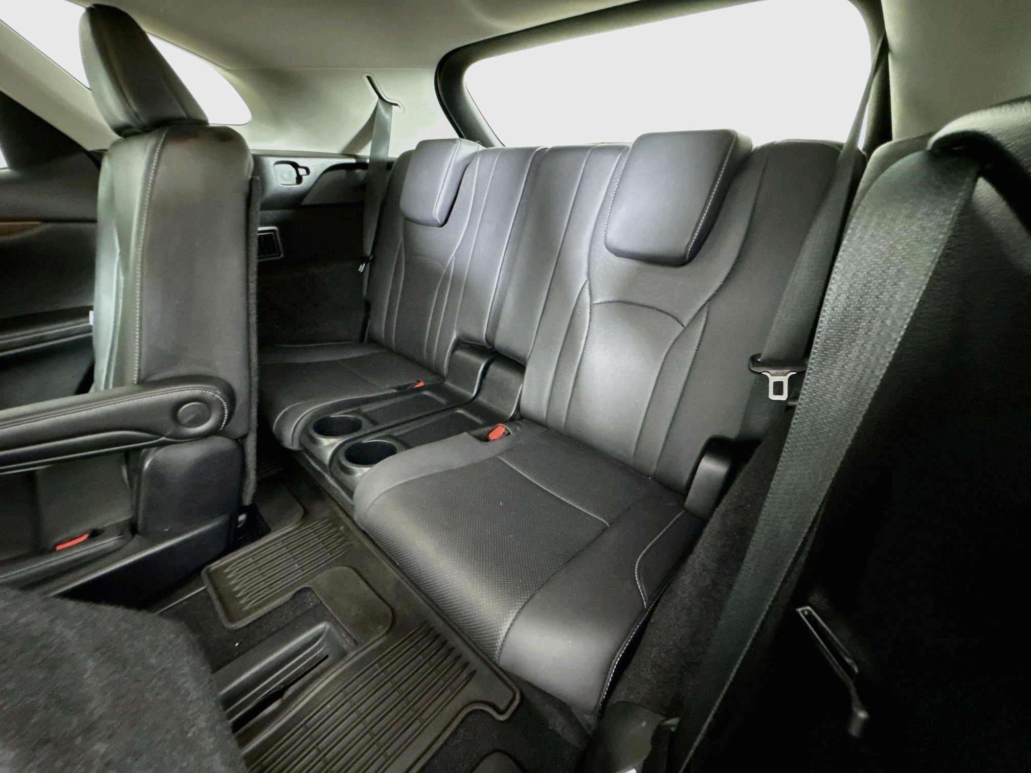 Used 2021 Lexus RX 450hL AWD w/ Premium Package image 30