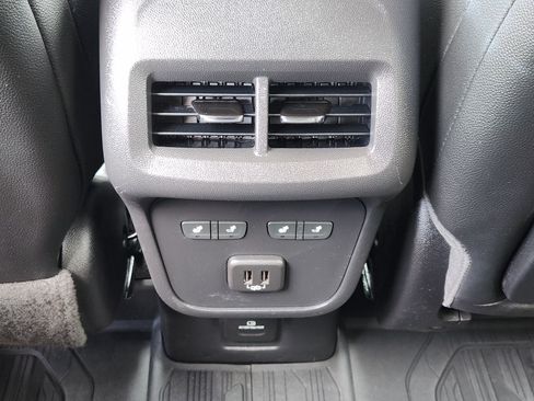 Used 2020 GMC Terrain Denali w/ Denali Premium Package AWD/4WD image 32