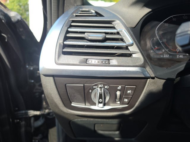 Used 2023 BMW X3 xDrive30i w/ Convenience Package AWD/4WD image 16