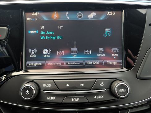 Used 2017 Buick Envision Essence image 13