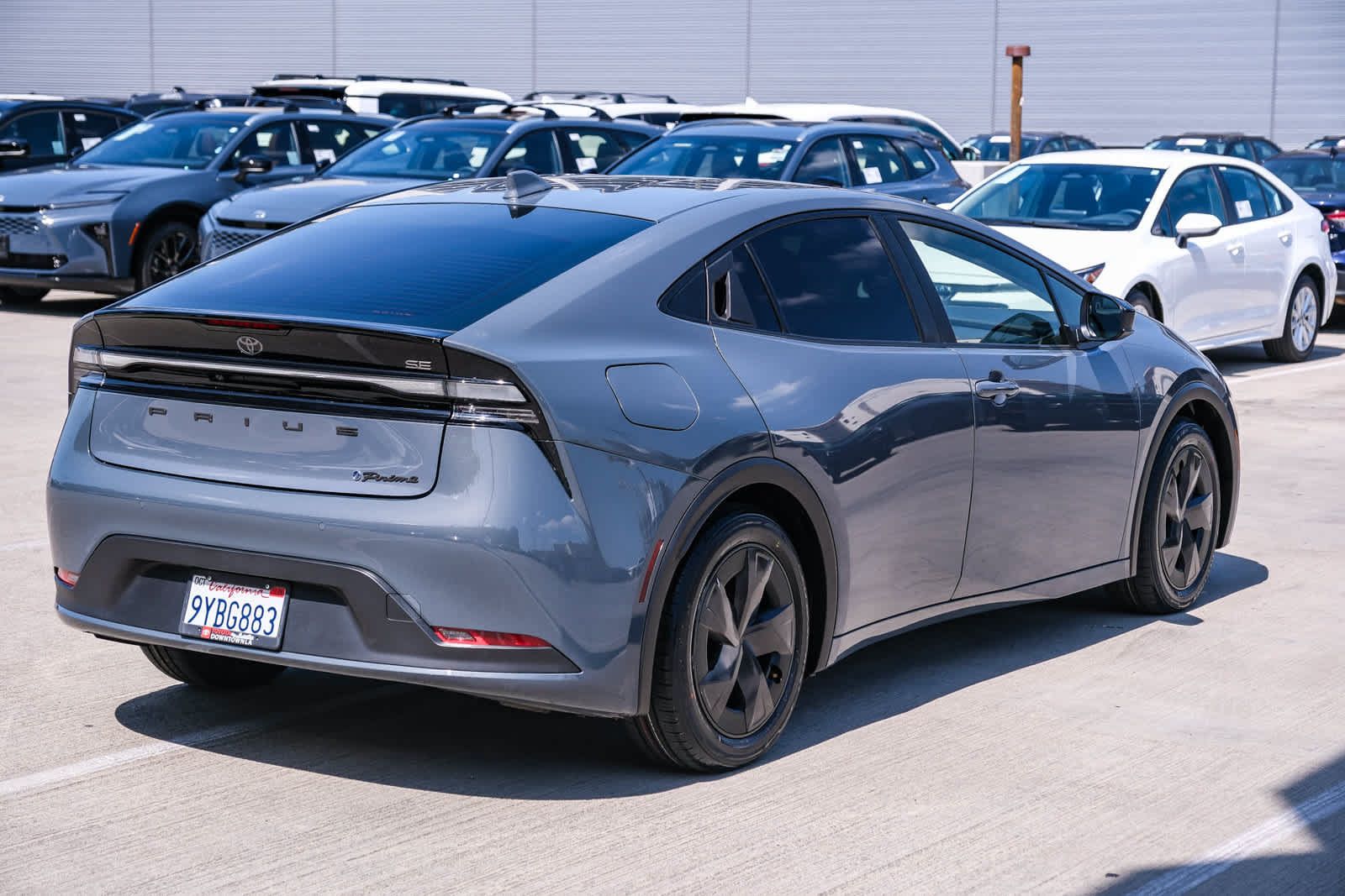 Certified 2024 Toyota Prius Prime FWD image 3