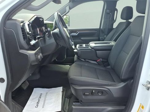 Used 2025 Chevrolet Silverado 2500 LT w/ Convenience Package AWD/4WD image 19