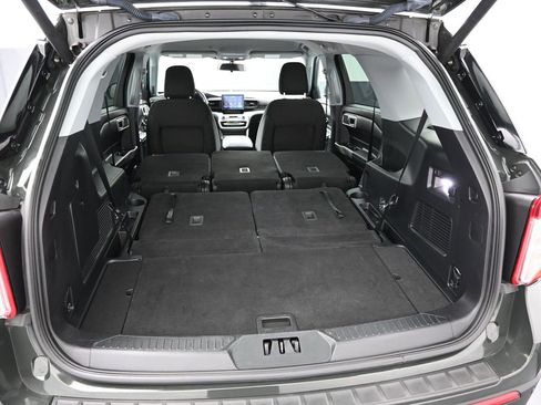 Certified 2022 Ford Explorer XLT image 26