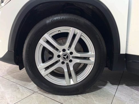 Used 2021 Mercedes-Benz GLA 250 w/ Premium Package image 46