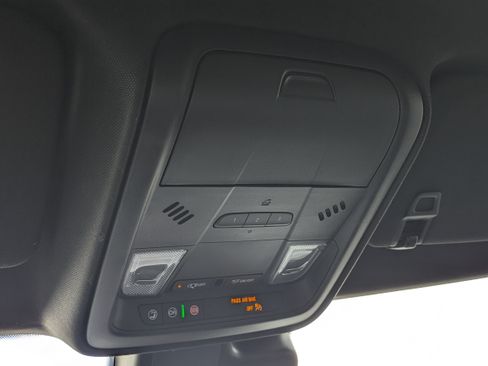 Used 2023 Cadillac XT4 Sport w/ LPO, Onyx Lite Package FWD image 32