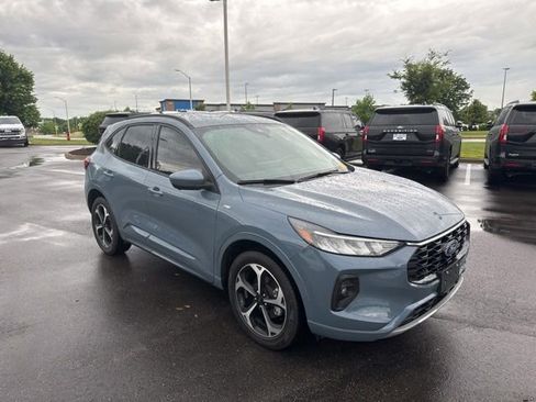 Used 2023 Ford Escape ST-Line Select w/ Tech Pack #2 AWD/4WD image 1