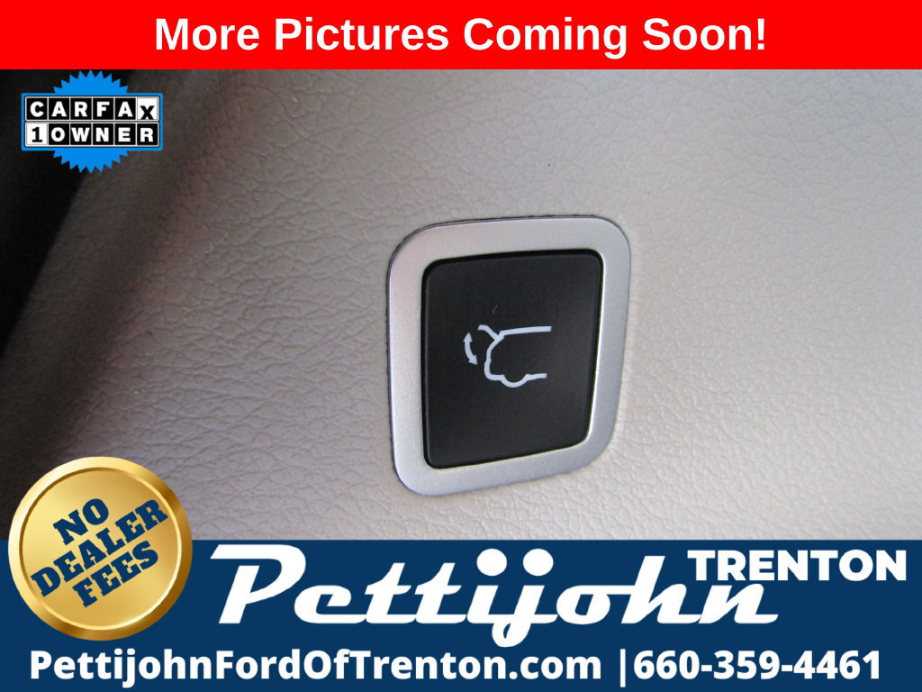 Used 2021 Chrysler Pacifica Touring-L FWD image 20