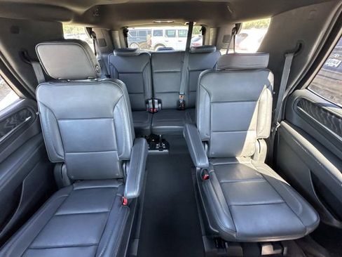 Used 2023 GMC Yukon Denali image 52