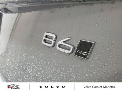 New 2025 Volvo XC90 B6 Core w/ Climate Package image 7