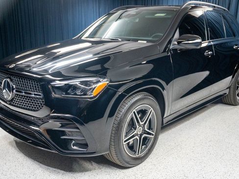 Certified 2026 Mercedes-Benz GLE 450 4MATIC image 1
