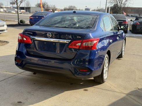 Used 2019 Nissan Sentra SV image 7
