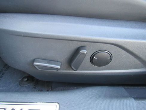 Used 2023 Ford Mustang Mach-E Premium image 18